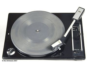 II ���-52�