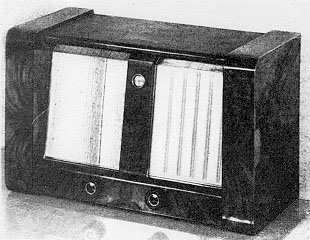VEF Lux M707